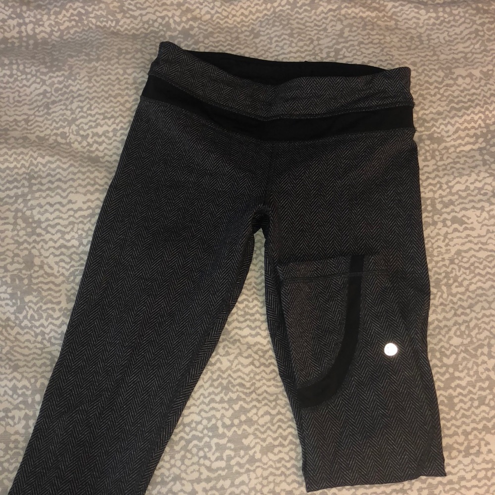 Houndstooth Lulu Capris